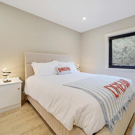 Seaview Lodge Apartment 'Sleeping 4 Guests' Rockstown Esterno foto