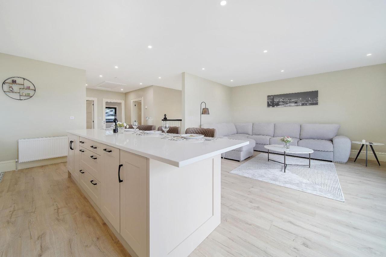 Seaview Lodge Apartment 'Sleeping 4 Guests' Rockstown Esterno foto
