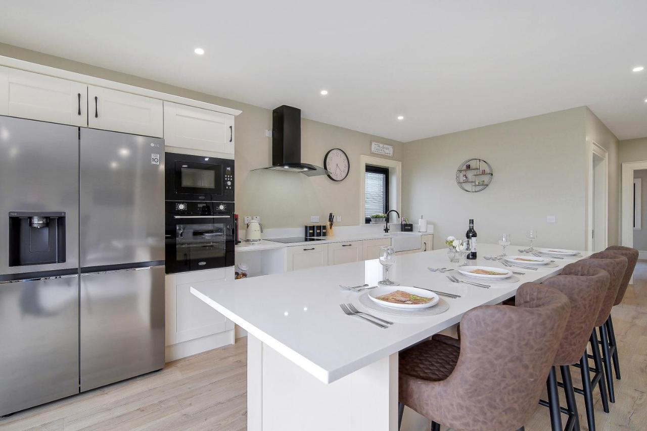 Seaview Lodge Apartment 'Sleeping 4 Guests' Rockstown Esterno foto