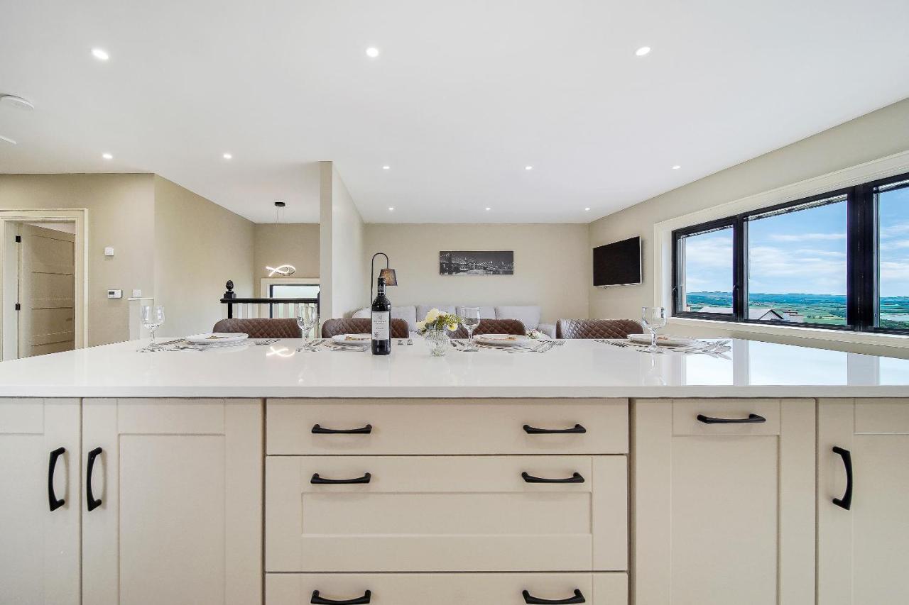 Seaview Lodge Apartment 'Sleeping 4 Guests' Rockstown Esterno foto