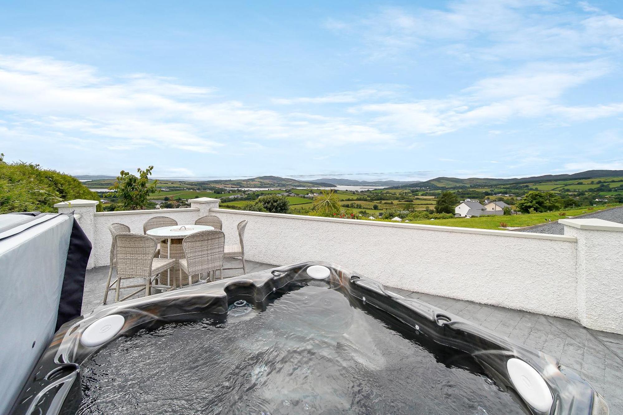 Seaview Lodge Apartment 'Sleeping 4 Guests' Rockstown Esterno foto