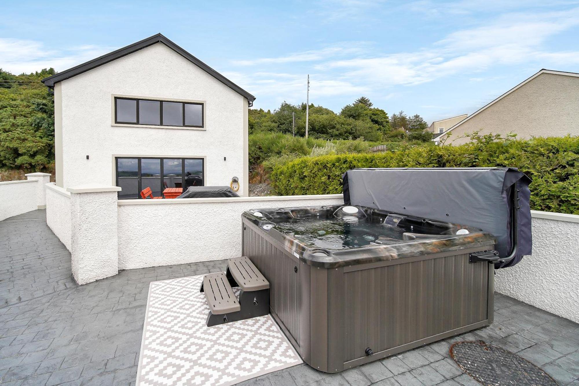 Seaview Lodge Apartment 'Sleeping 4 Guests' Rockstown Esterno foto