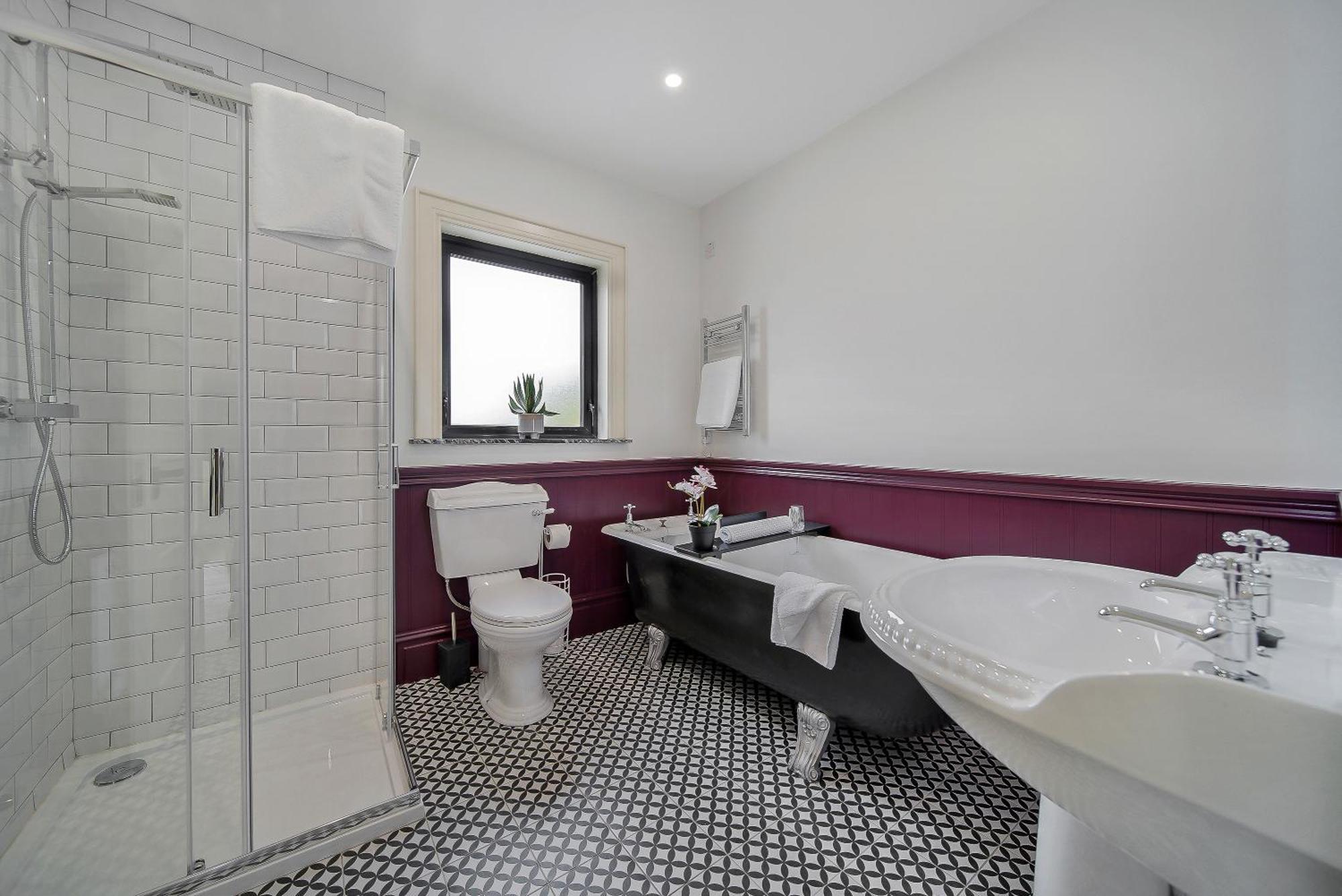Seaview Lodge Apartment 'Sleeping 4 Guests' Rockstown Esterno foto